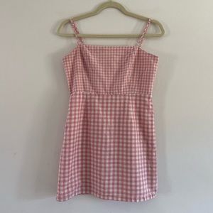 Cute and very girly dress.